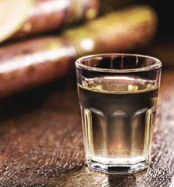 Aguardente e Cachaça